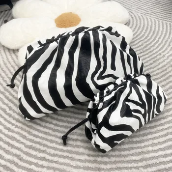 Prabangus dizaineris Zebra Soft Cloud Bag Moteriška rankinė Nauja koldūnų krepšyje Lady Purse Didelės talpos crossbody krepšys