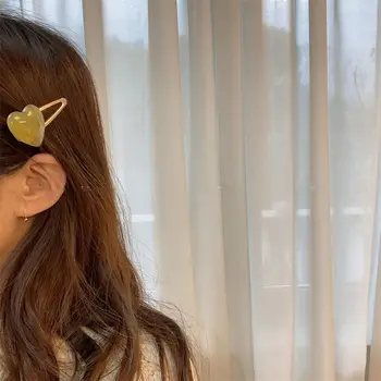 Šoninis spaustukas mergaitėms Moterims Tuščiaviduriai Lolitos plaukų aksesuarai Korėjietiško stiliaus plaukų segtukas Meilė Širdis Plaukų segtukas Hair Barrettes